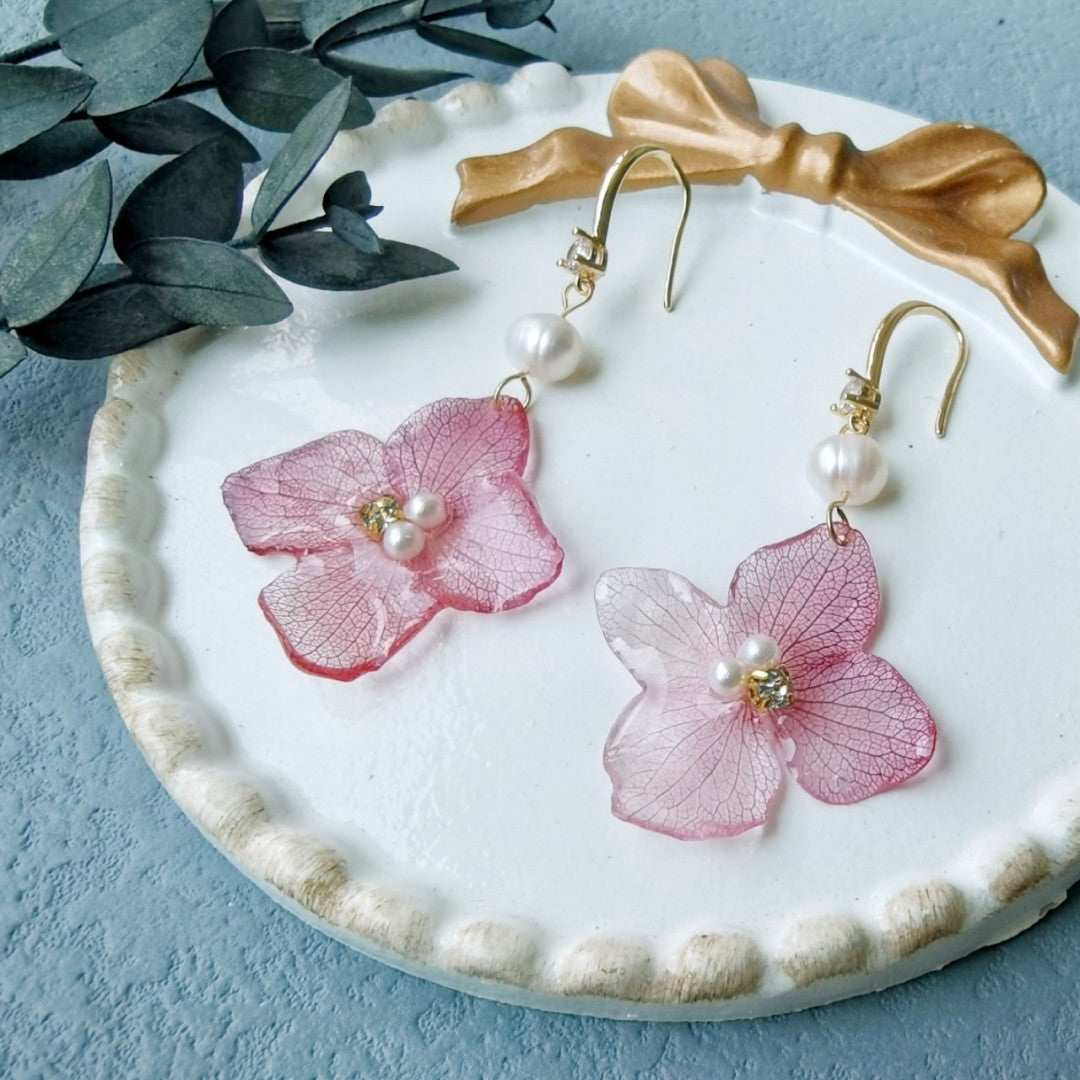 Real Dried Flowers and Resin Earrings in Pink Purple Red Green
