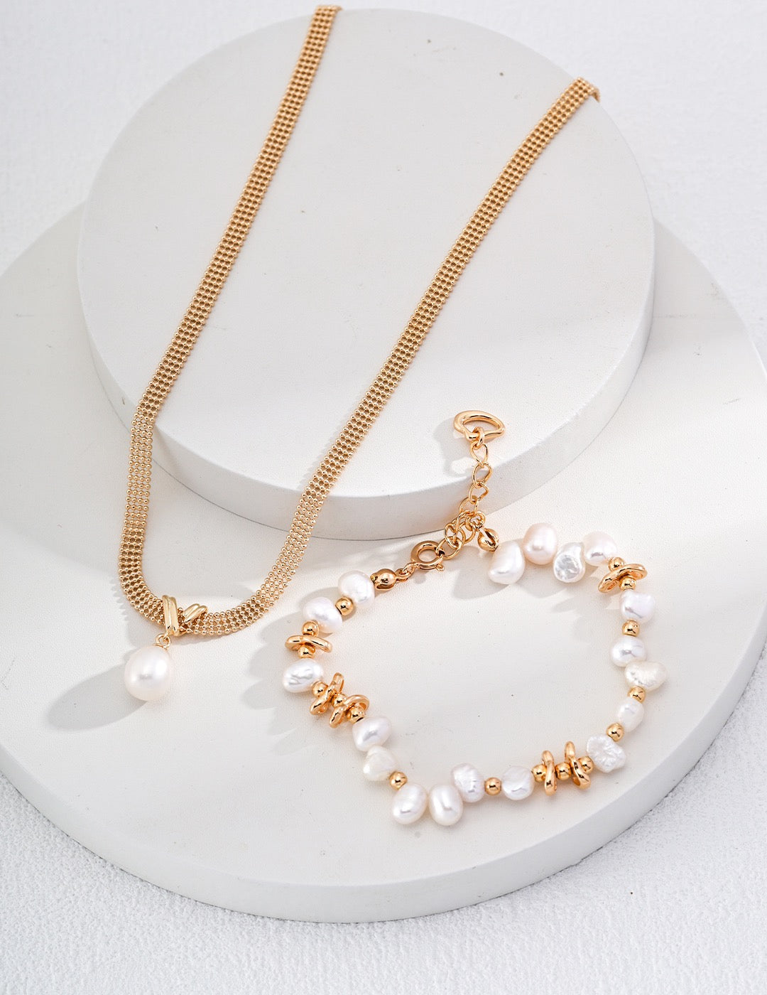 8.0-10.0mm Freshwater Pearl Pendant Style Necklace