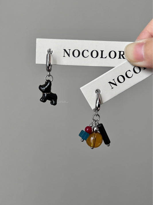 A Black Puppy Asymmetric Earrings