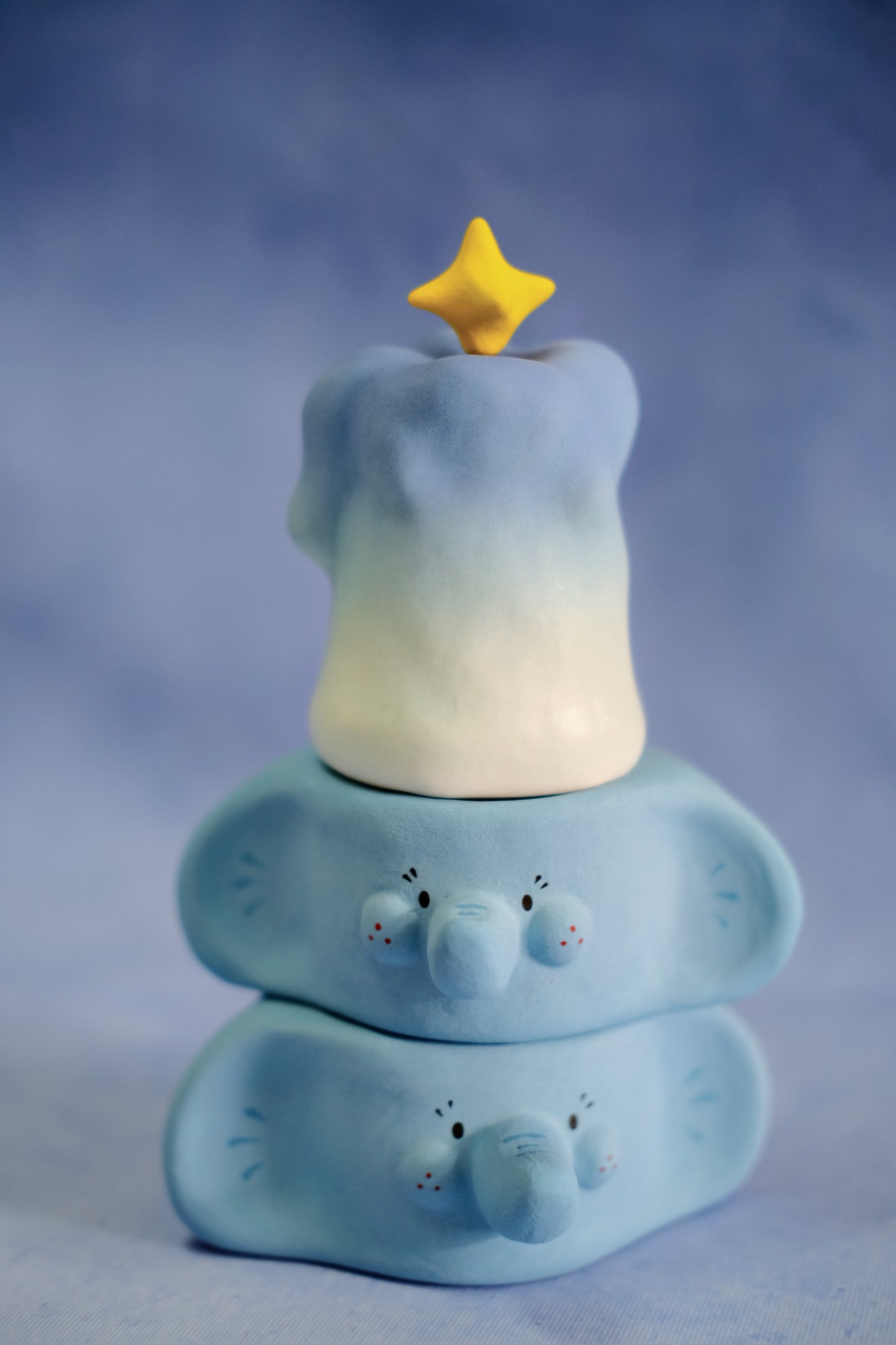 Blue Blue Elephant Candle Holder With Star Hat