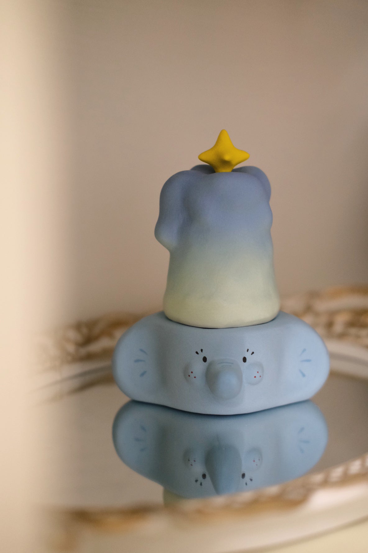 Blue Blue Elephant Candle Holder With Star Hat