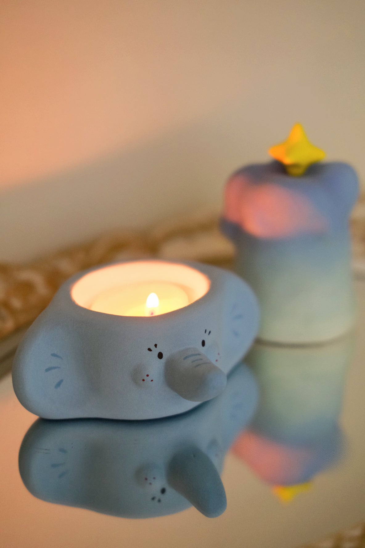 Blue Blue Elephant Candle Holder With Star Hat