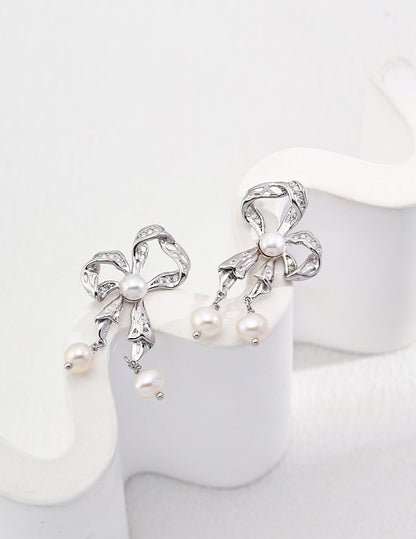 Bow Pearl Earrings