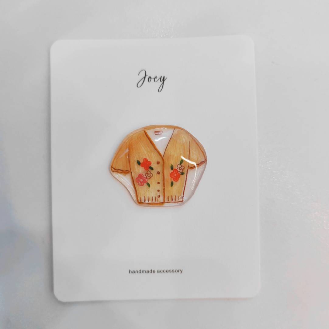 Cartoon Sweater Collection Shrink Plastic Brooch