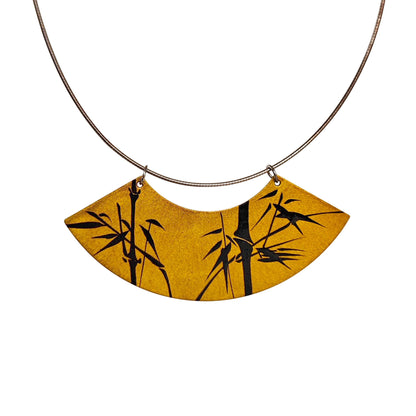 Chinese Lacquer Bamboo Fan-Shaped Necklace