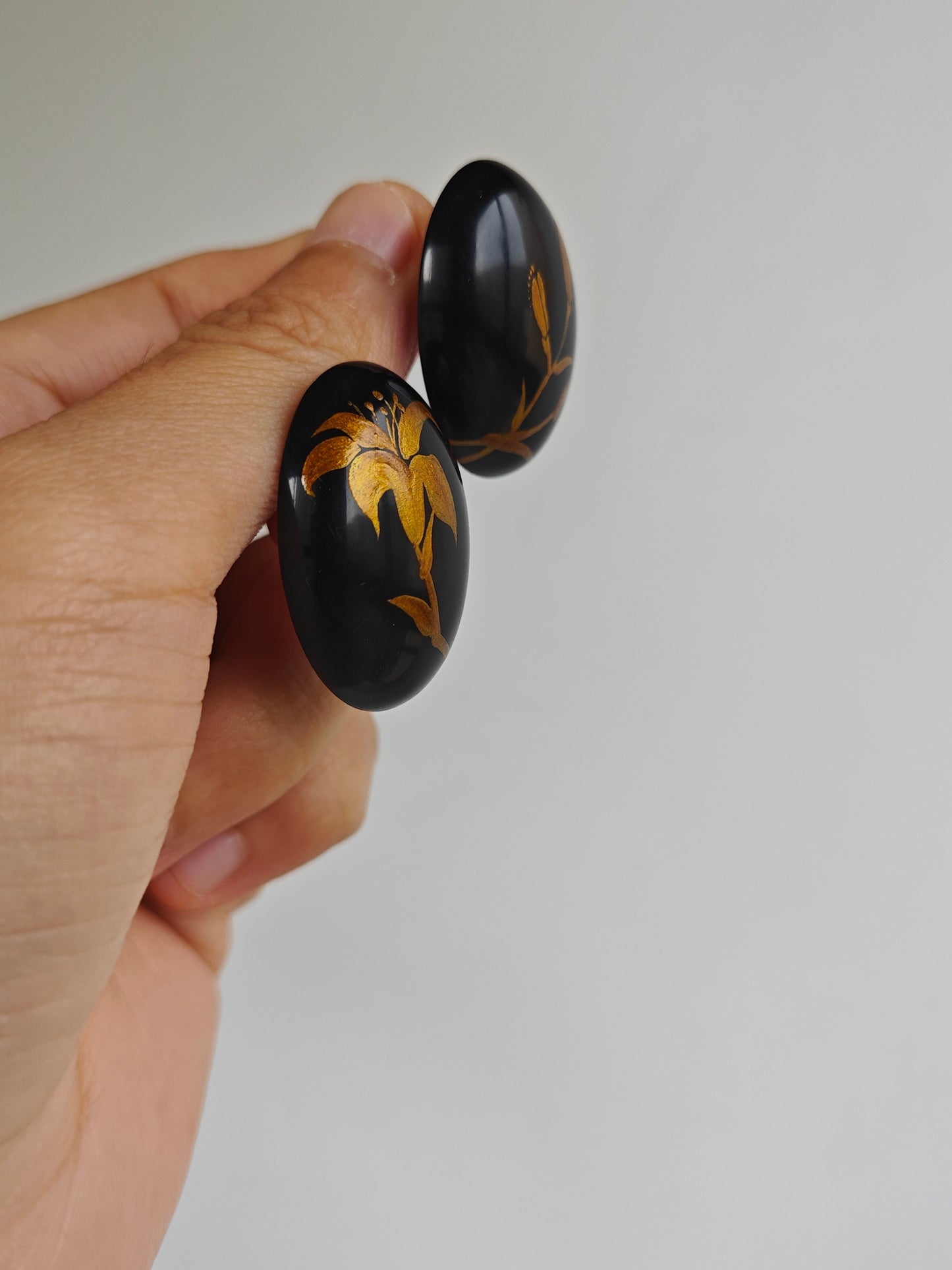 Chinese Lacquer Flower Oval Studs