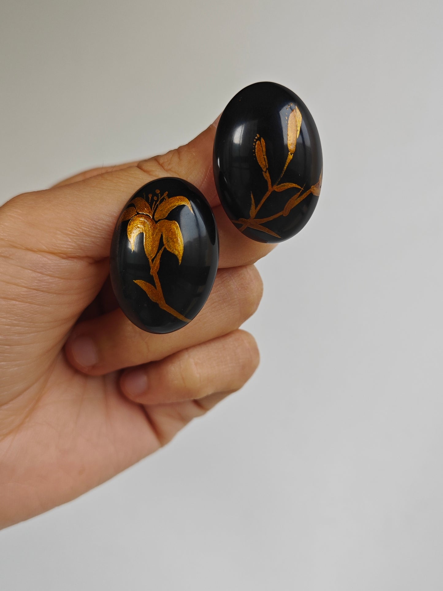 Chinese Lacquer Flower Oval Studs