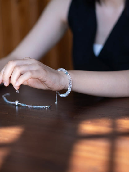 「Chinoiserie」Aquamarine Crystal Beaded Bracelet