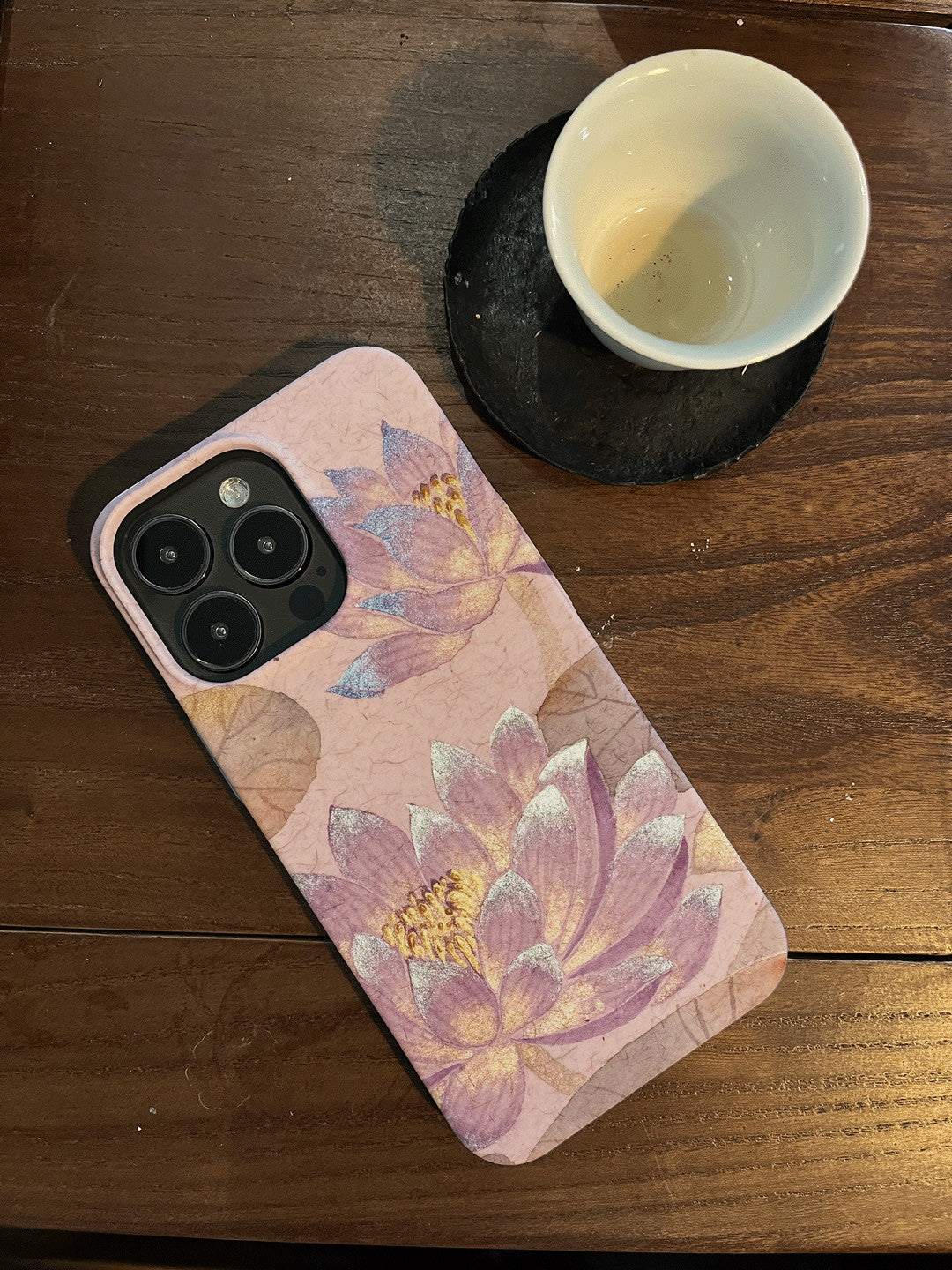 「Chinoiserie」Elegant Lotus Printed Phone Case