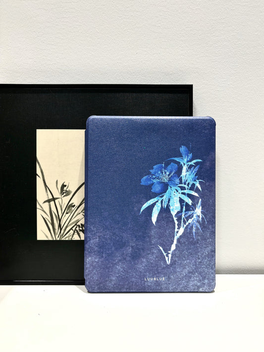 「Chinoiserie」 Flower Printed Blue iPad Case