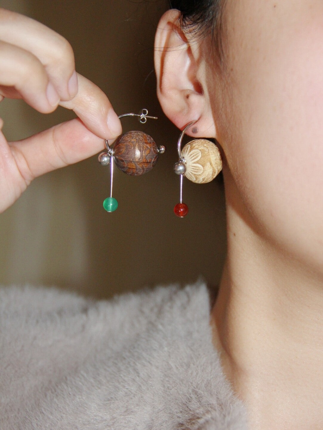 「Chinoiserie」 Geometric Sandalwood Sphere Earrings