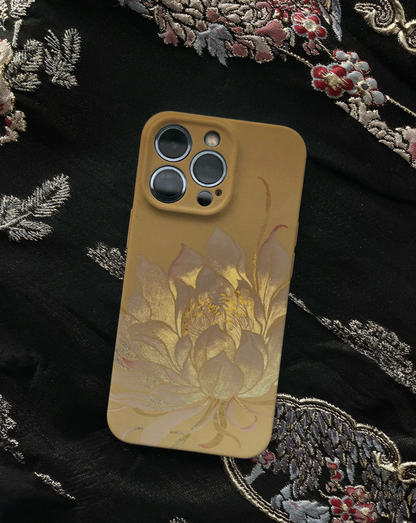 「Chinoiserie」Golden Lotus Bloom Printed Phone Case