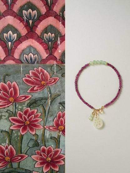 [Chinoiserie] Jade Lotus Pendant Ruby Beaded Bracelet