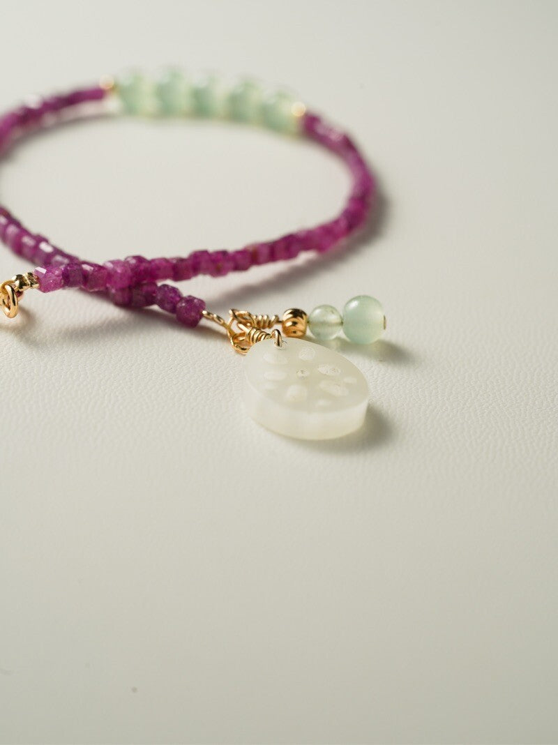 [Chinoiserie] Jade Lotus Pendant Ruby Beaded Bracelet