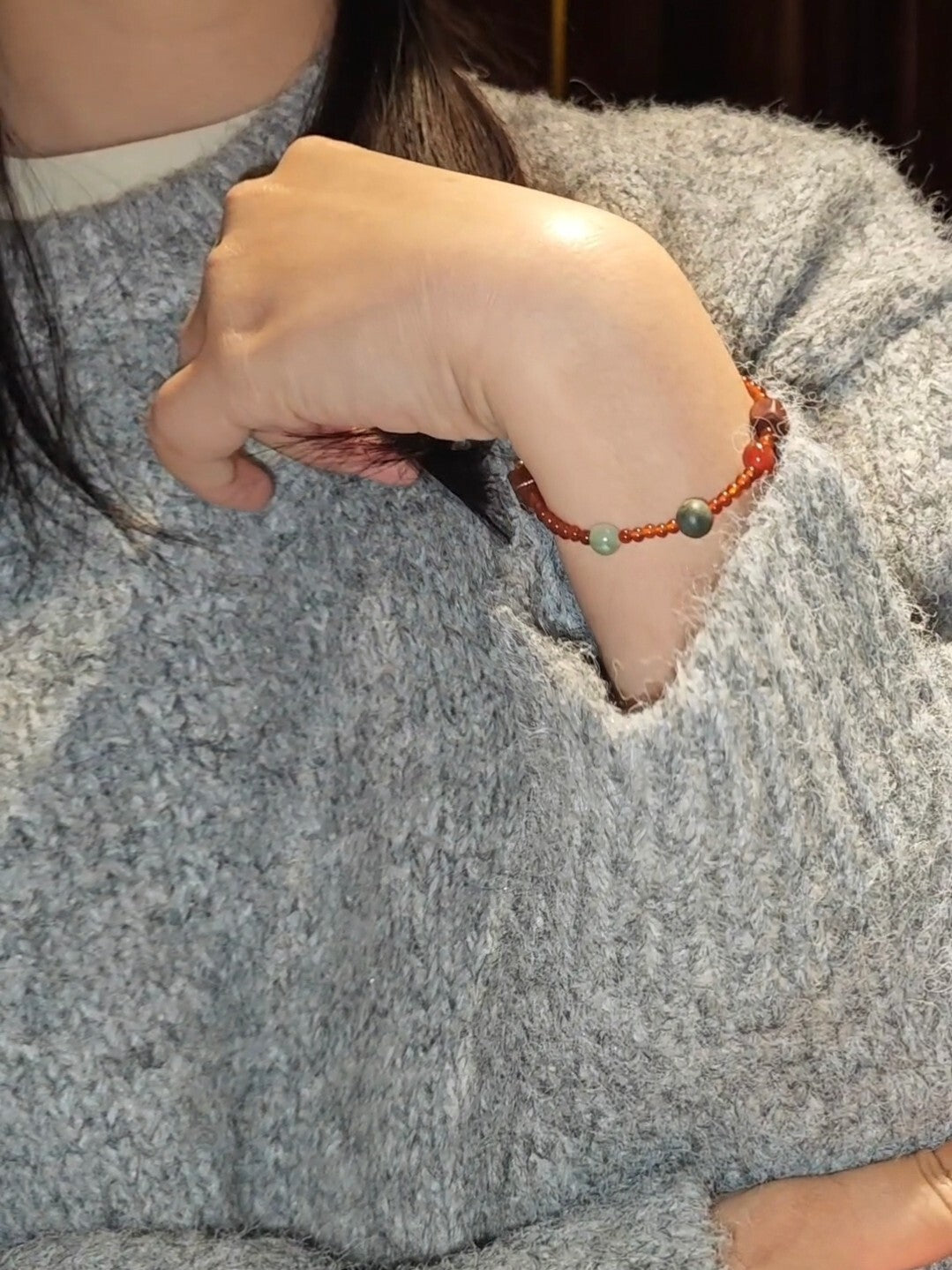 「Chinoiserie」Lucky Red Agate Beaded Bracelet