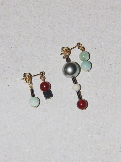 「Chinoiserie」 Onyx Beaded Asymmetry Drop Earrings