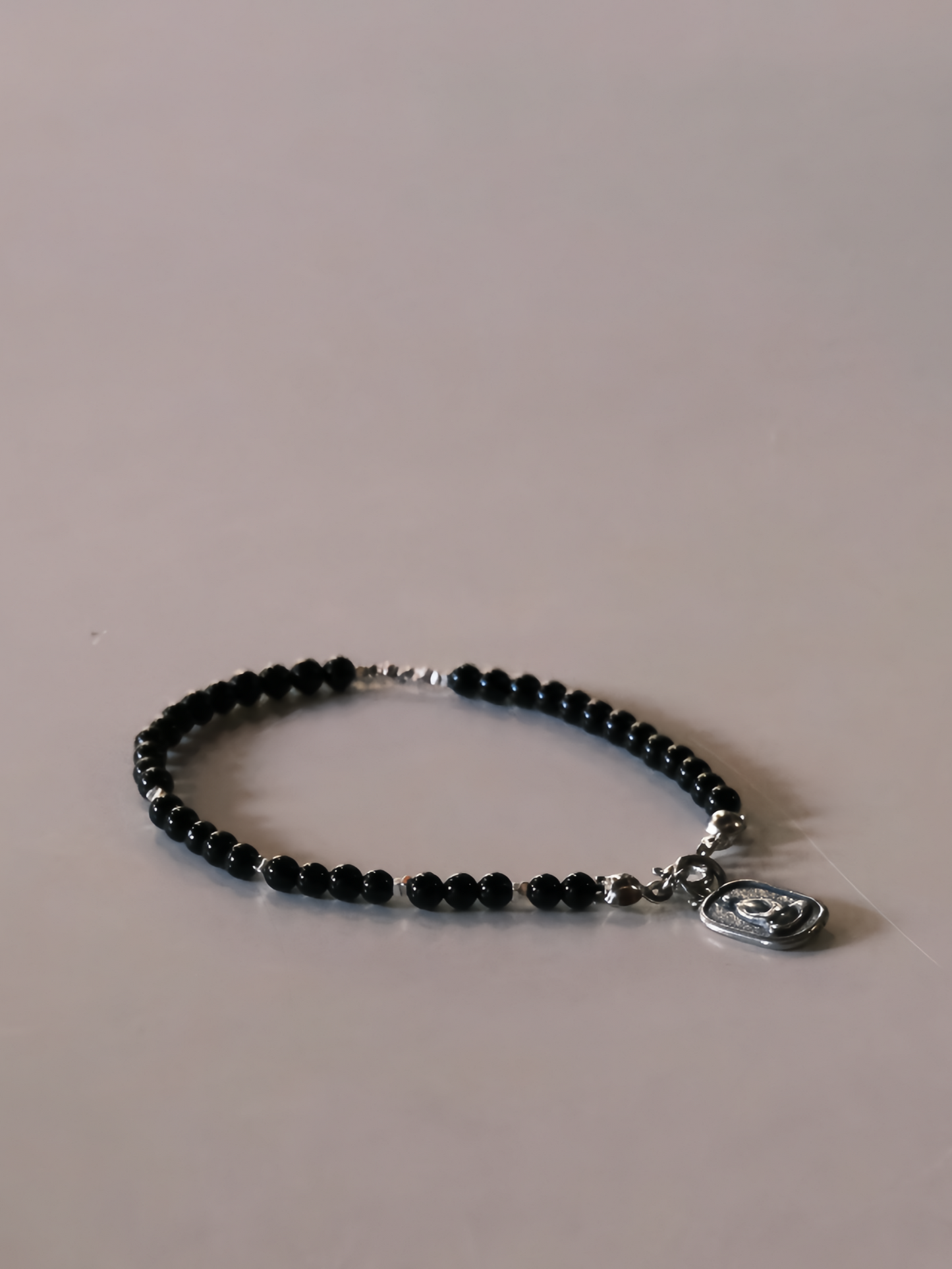 「Chinoiserie」Peace Talisman Silver Black Agate Beaded Bracelet
