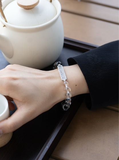 「Chinoiserie」Peace Talisman Silver Crystal Beaded Bracelet