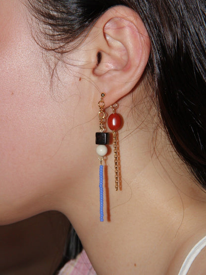 「Chinoiserie」Sandalwood Beaded Long Earrings