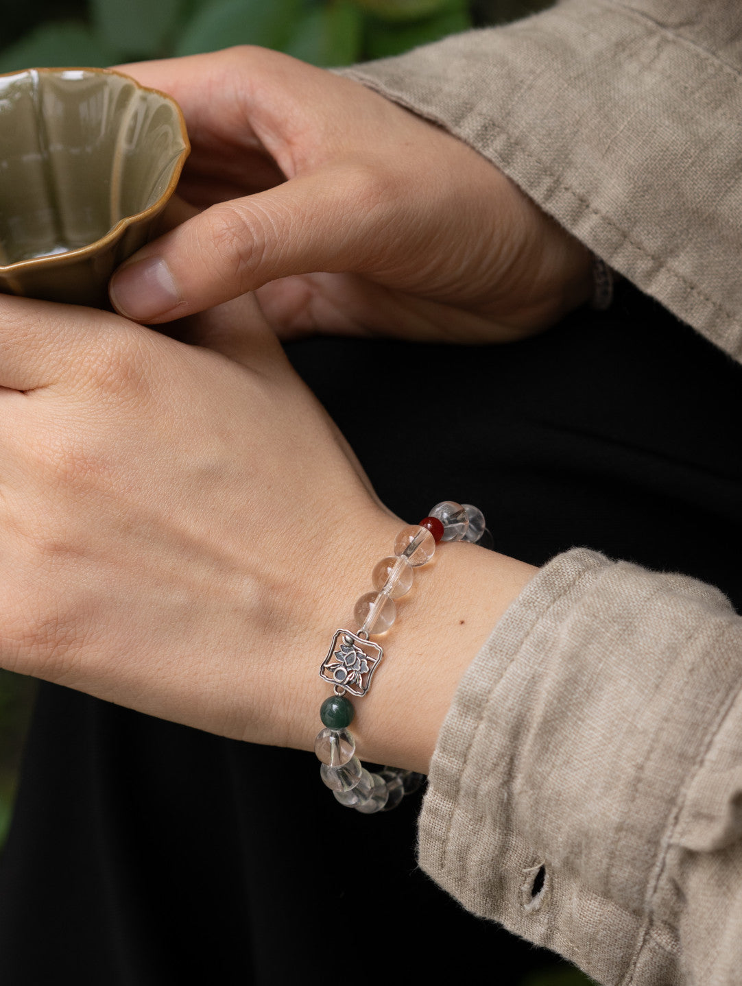 「Chinoiserie」Summer Lotus Crystal Emerald Beaded Bracelet