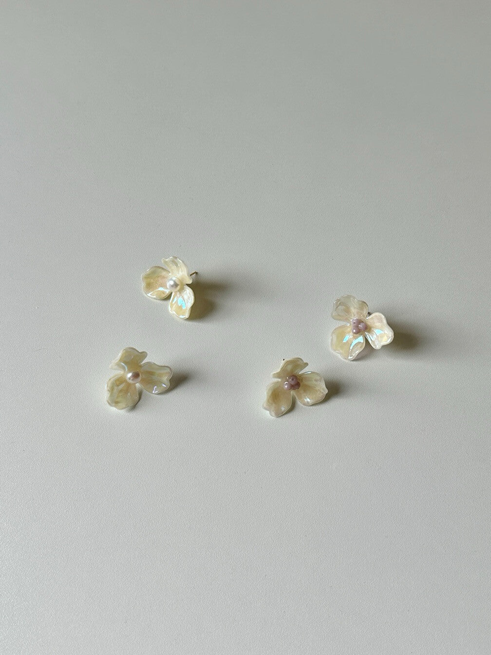 Cream Flower Earrings