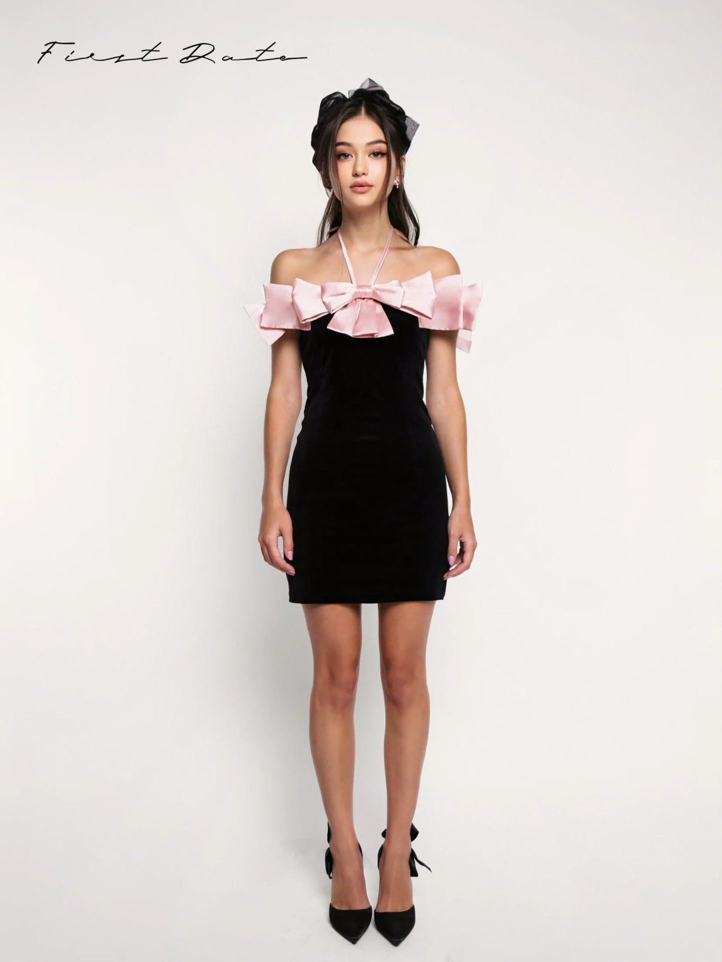 Evelyn Black-Pink Bow Bodycon Mini Dress