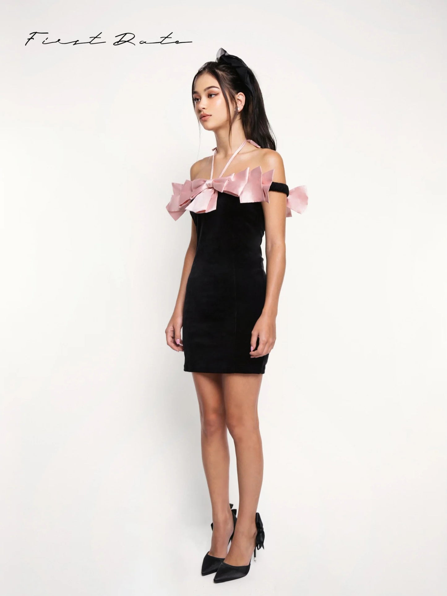 Evelyn Black-Pink Bow Bodycon Mini Dress