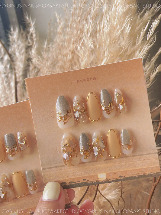 Golden Goddess Luxury Press On Nails Set