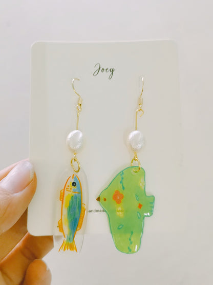 Green Bird And Fish Asymmetric Shrink Plastic Earring