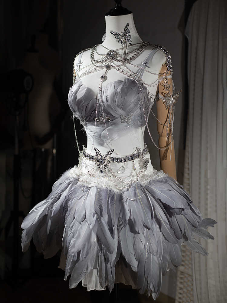 Miss Swan Feather Dress Set