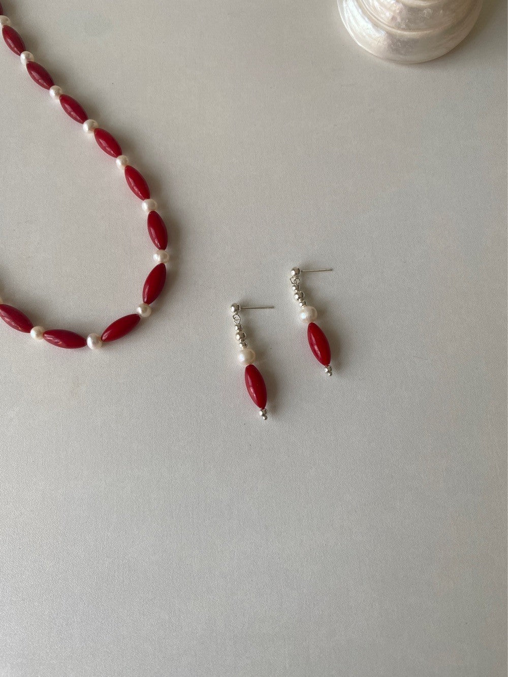 Red Beaded Pearl Necklace