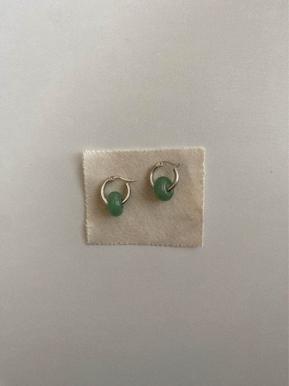 Rond Jade Hoop Earrings
