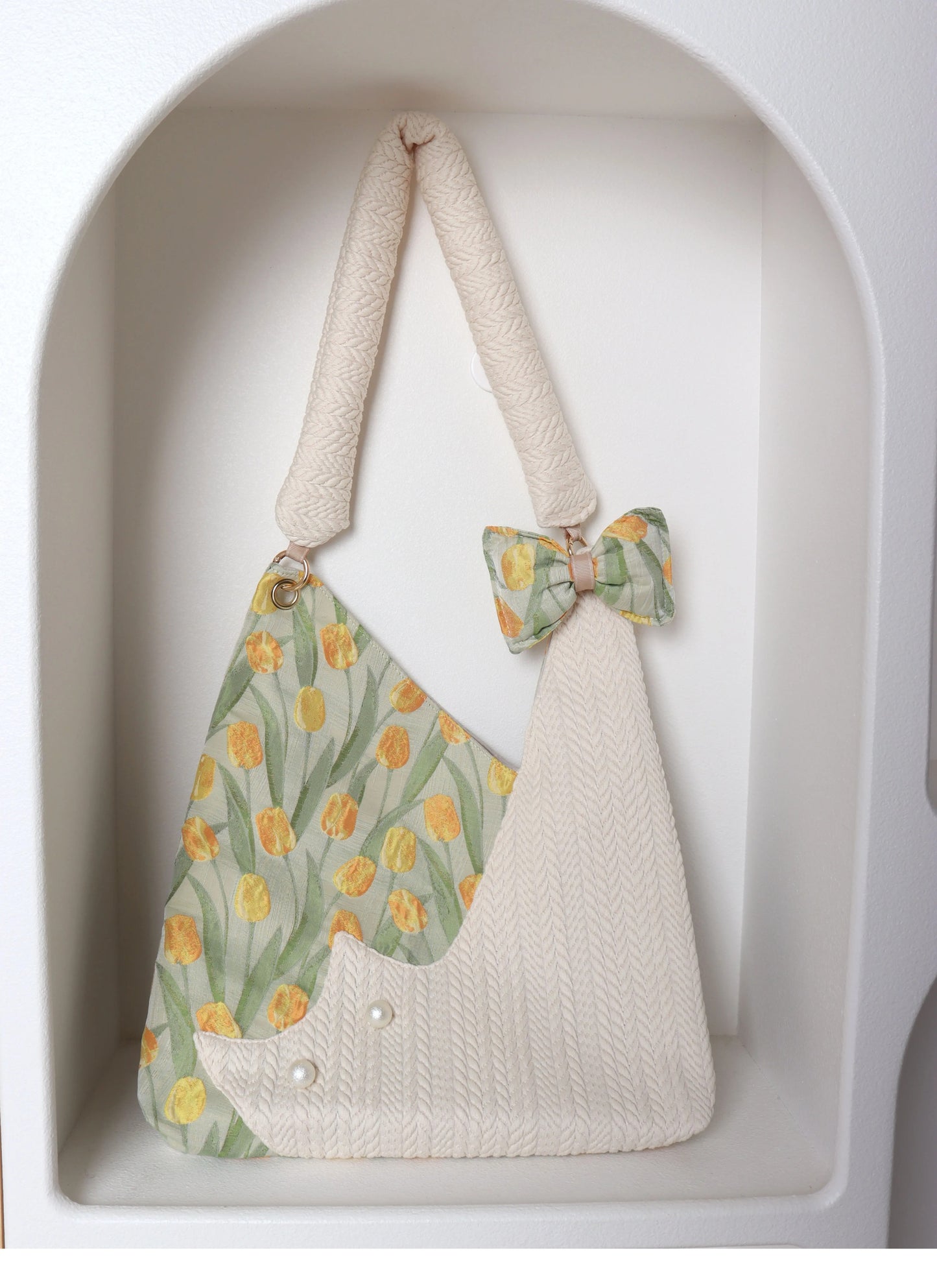 Tulip Cat Bow Shoulder Bag